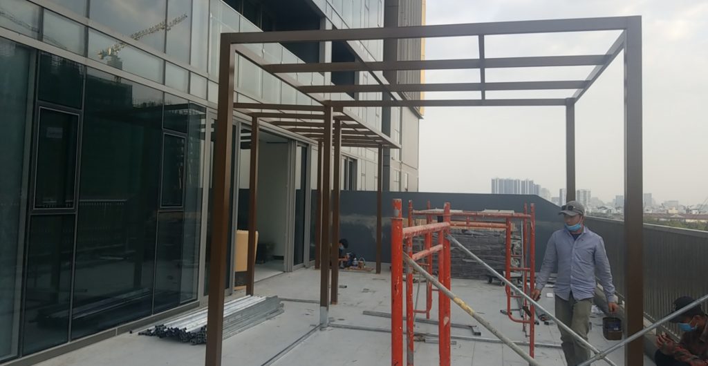 Cập nhật tiến độ giàn hoa sân thượng tại Imperial Q2 9 gian hoa san thuong